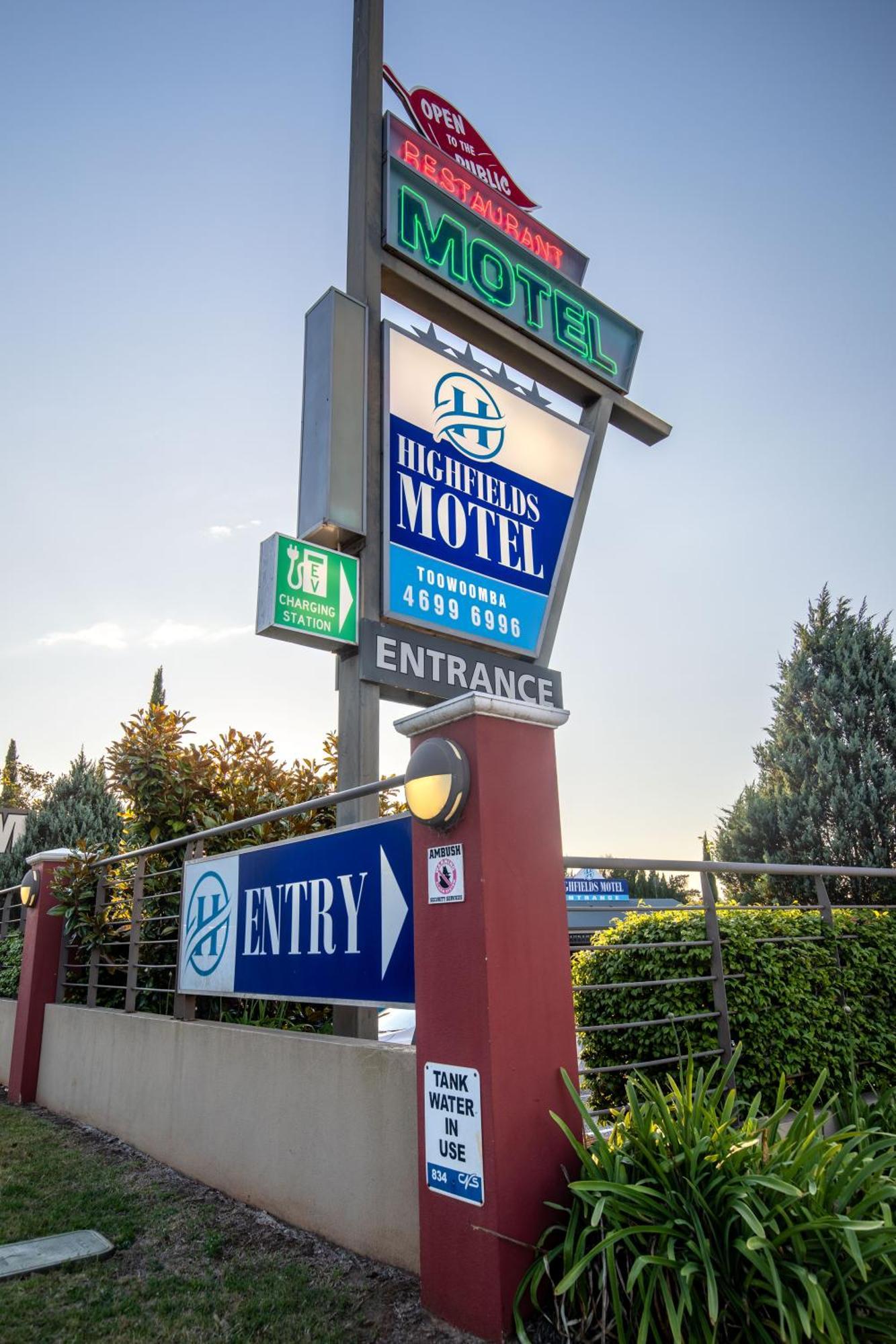 Highfields Motel Toowoomba Exterior photo